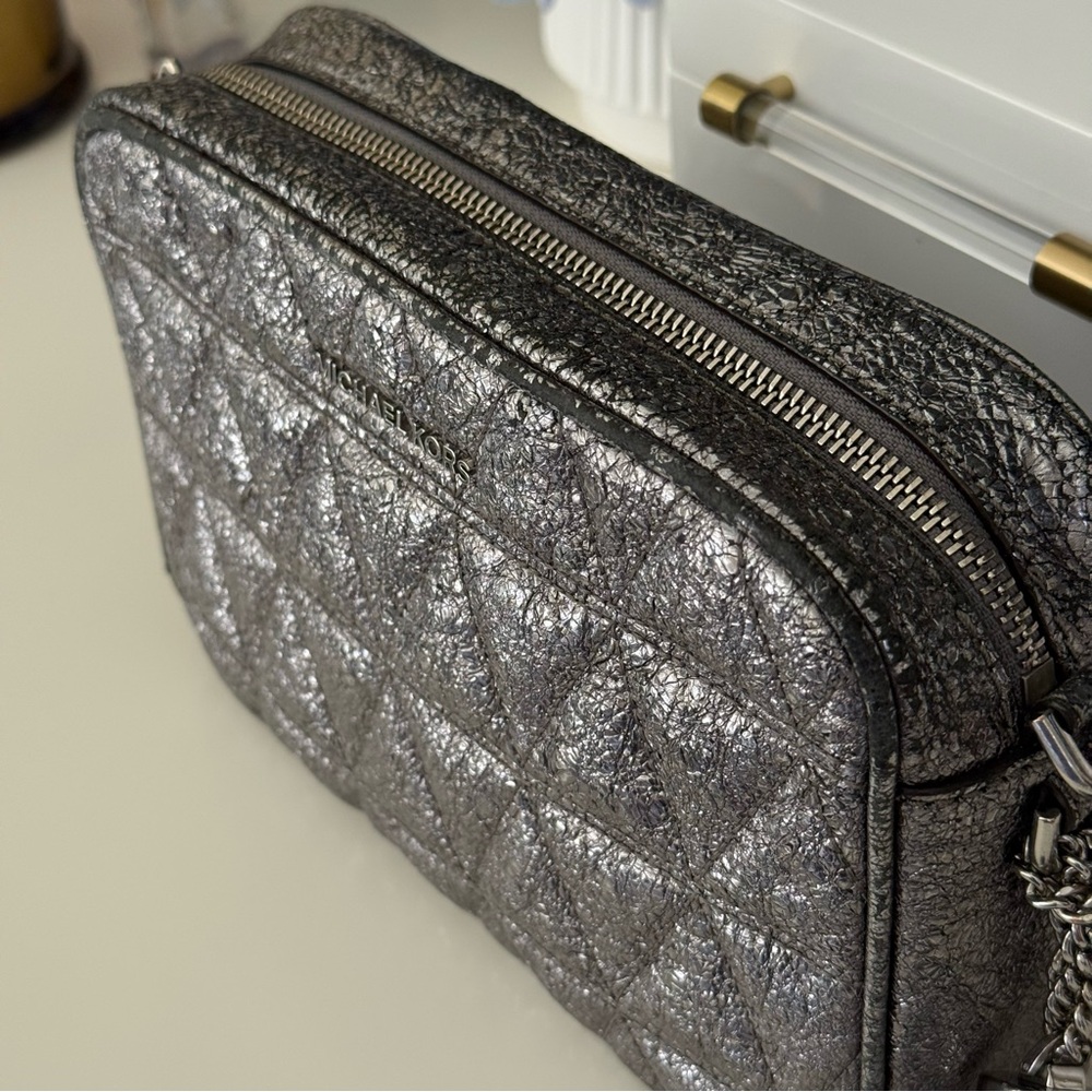 Michael Kors Ginny Metallic Silver Quilted Crossbody Bag - Picture 2 of 12